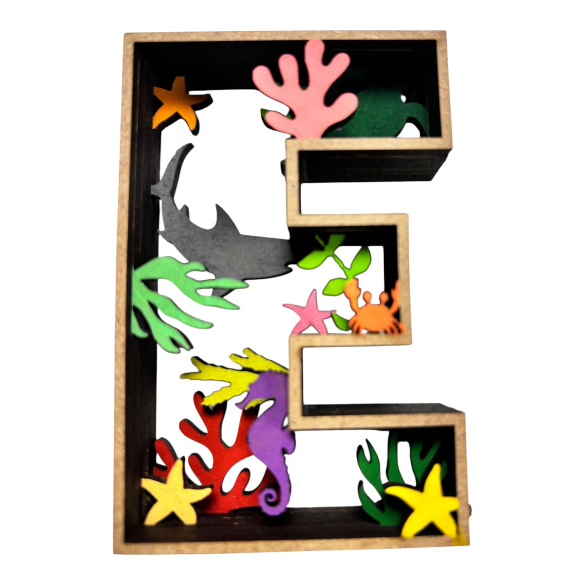 Lettre E
