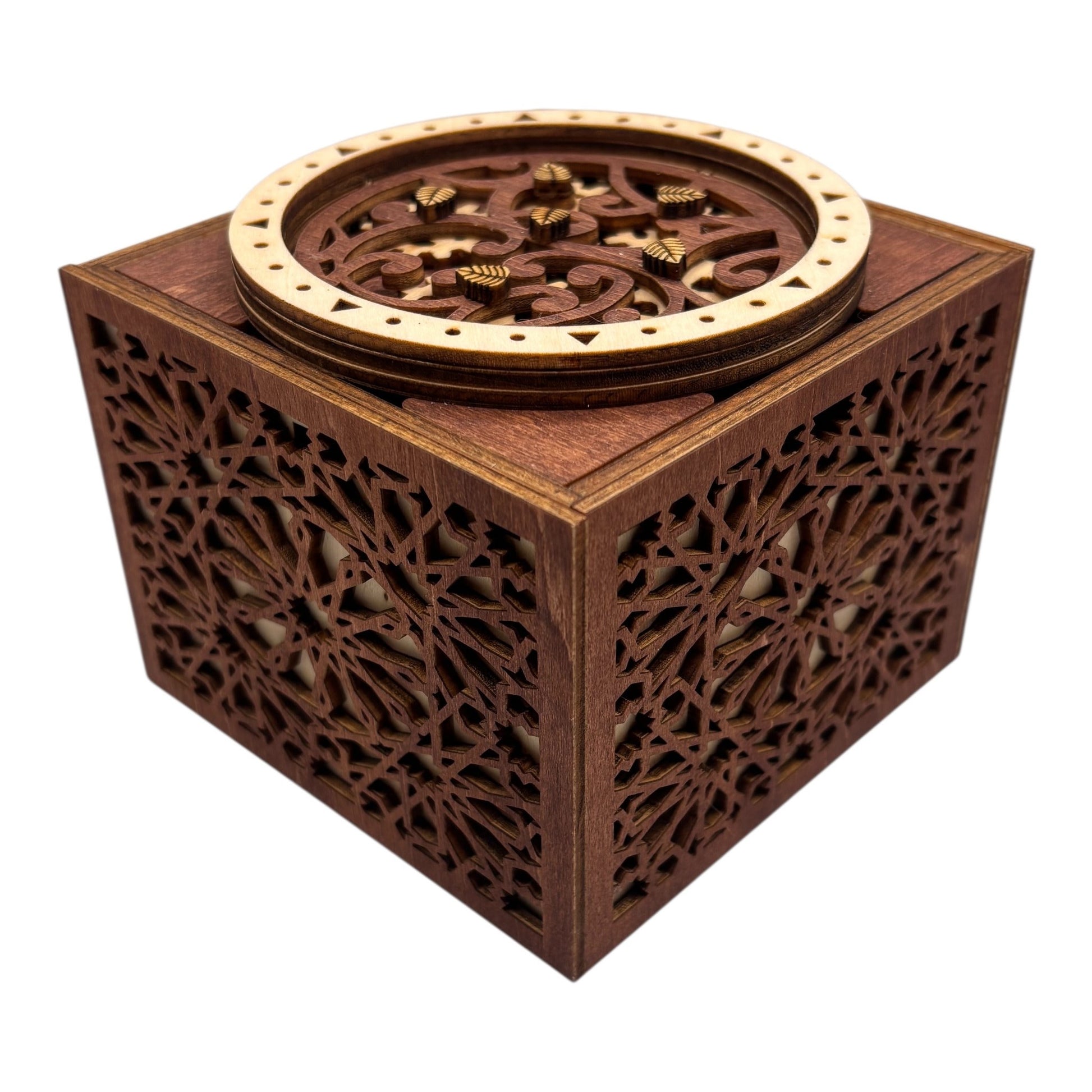 Cube engrenage mécanisme sans casse tete boite en bois à bijoux secrets trésors découpe et gravures lasers décoration intérieur fabrication francaise et artisanale
