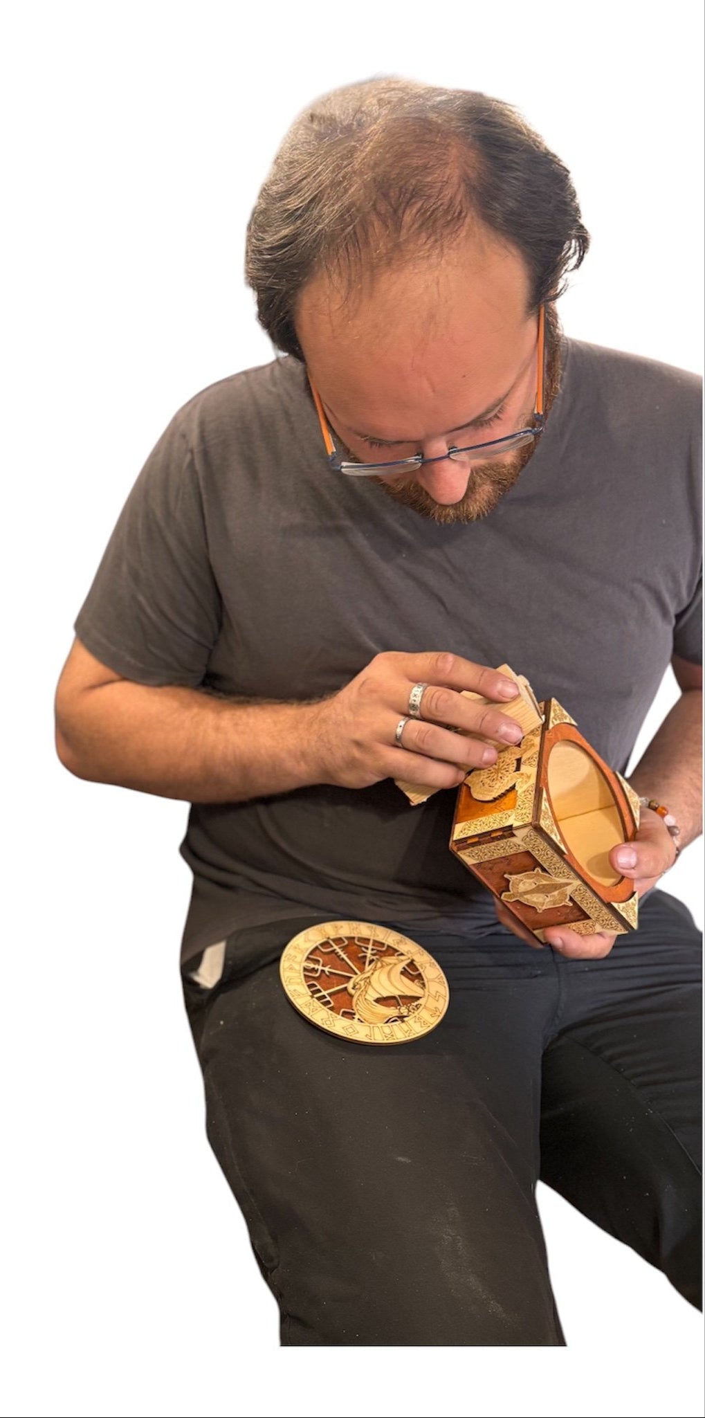 fabrication francaise et artisanale boite à mécanisme et engrenage sans casse tete en gravure et decoupe laser boite en bois pour bijoux secrets trésors  décorations intérieur