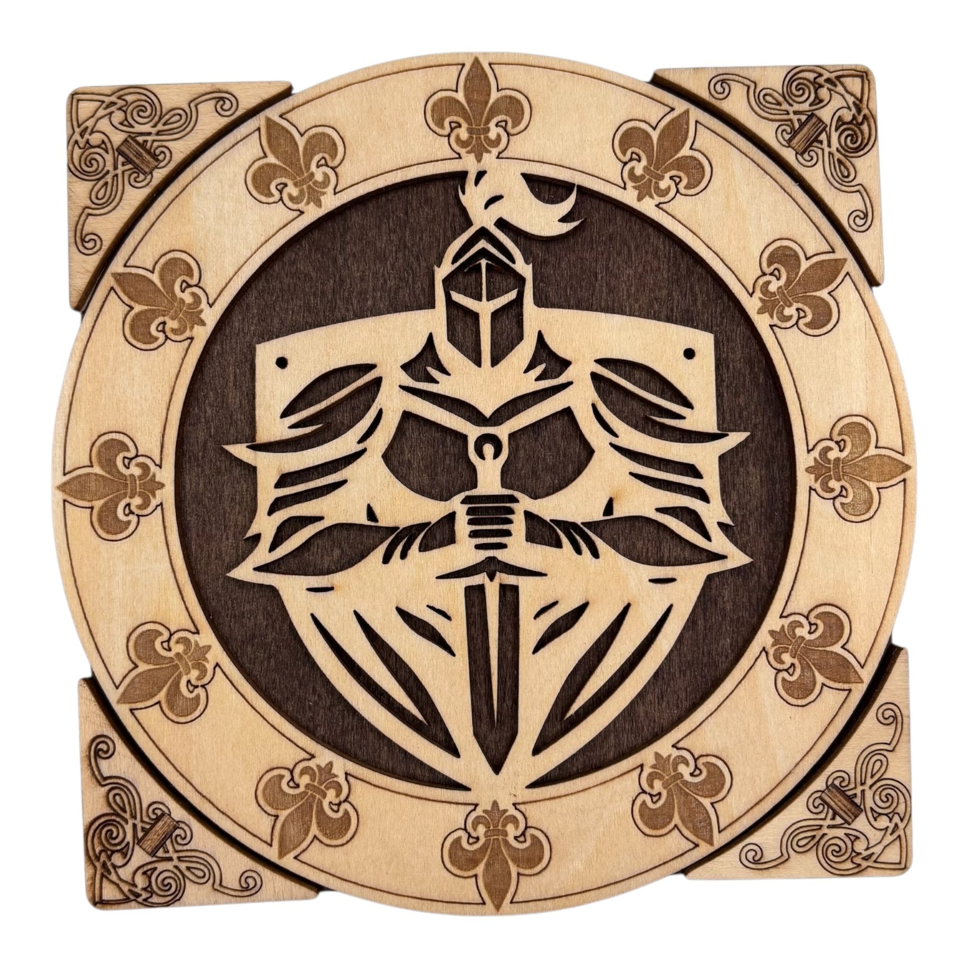 La boîte se verrouille et se déverrouille grâce à un ingénieux système mécanique, activé par le déplacement des quatre coins.
De fabrication française et artisanale cette boîte en bois à mécanisme est idéale pour abriter bijoux, secrets et petits trésors, sans casse-tête.