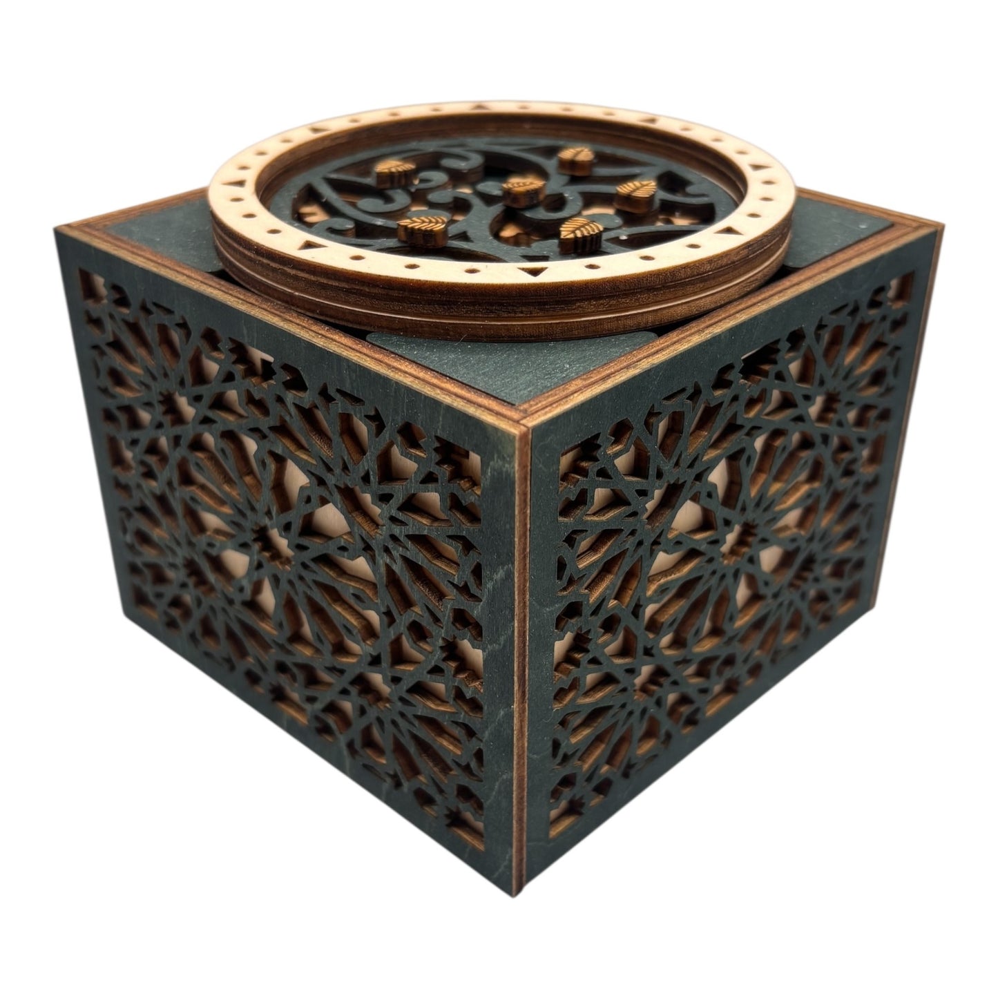 Cube engrenage mécanisme sans casse tete boite en bois à bijoux secrets trésors découpe et gravures lasers décoration intérieur fabrication francaise et artisanale