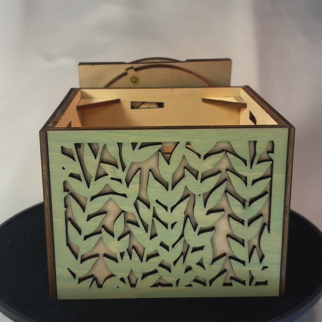 Cube à engrenage, boite en bois avec mecanisme inspiré de casse tête pour bijoux secrets ou tésors en décoration intérieur