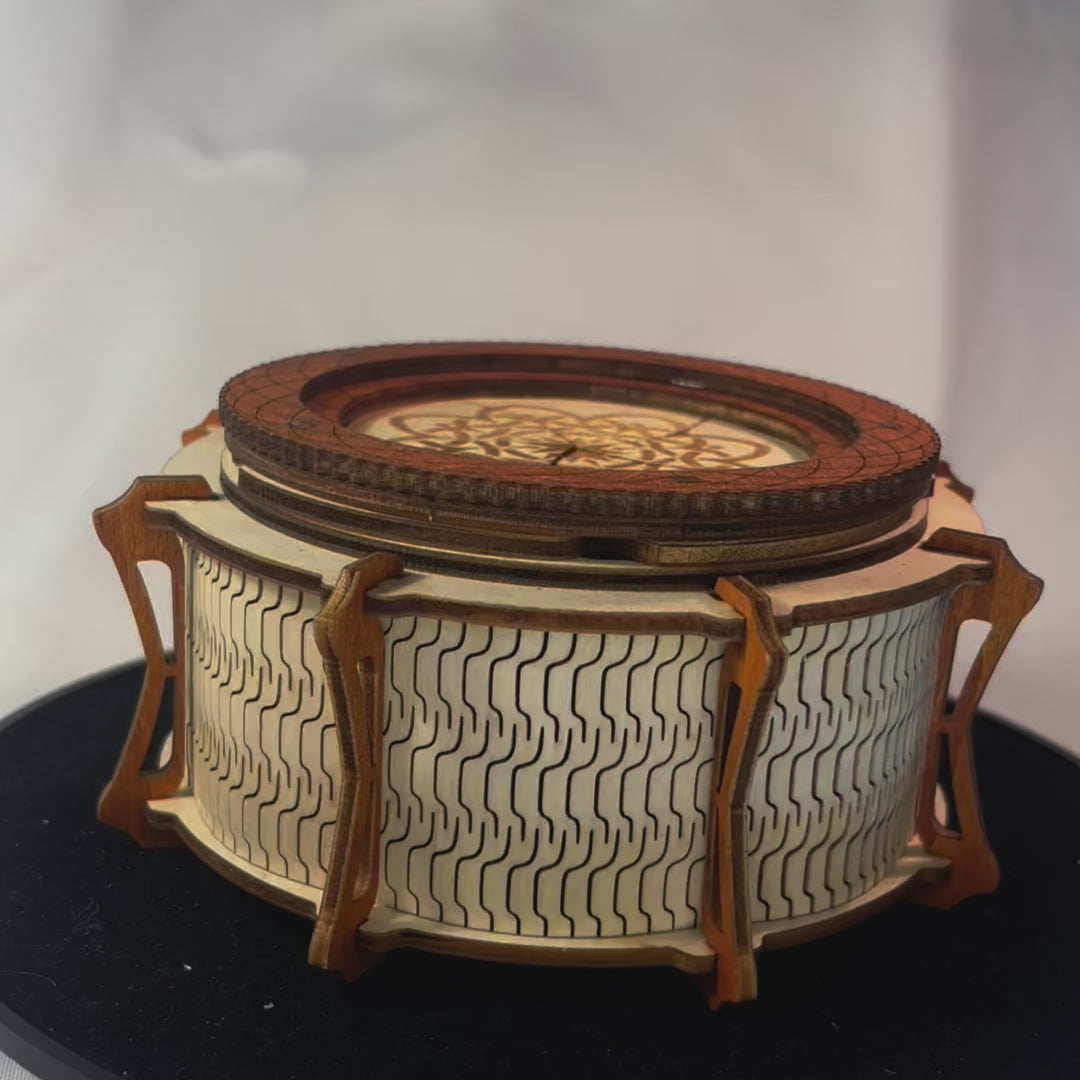 Boite en bois ouverture par mécanisme rotatif sans engrenage et sans casse tete , decoration intérieur pour bijoux, secrets, trésors en gravure et découpe laser fabrication francaise et artisanale