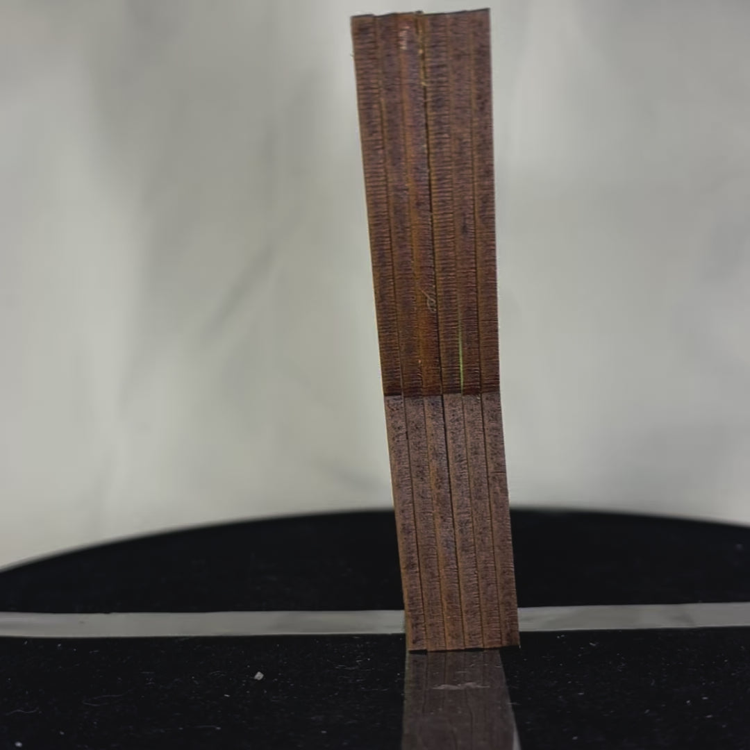 Charger la vidéo : Lettre décorative Y diorama pour chambre d'enfant ou décoration d'intérieur découpe laser création francaise et artisanale