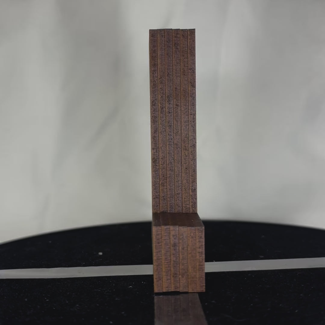 Charger la vidéo : Lettre décorative L diorama pour chambre d'enfant ou décoration d'intérieur découpe laser création francaise et artisanale