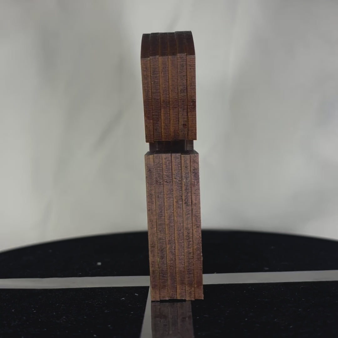 Charger la vidéo : Lettre décorative G diorama pour chambre d'enfant ou décoration d'intérieur découpe laser création francaise et artisanale