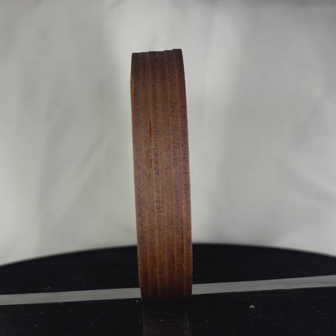 Charger la vidéo : Lettre décorative D diorama pour chambre d'enfant ou décoration d'intérieur découpe laser création francaise et artisanale